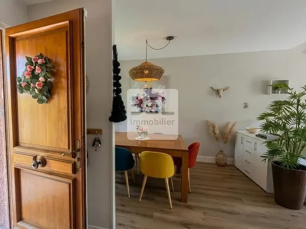 Maison tout confort entièrement climatisée avec jardin