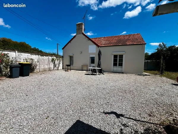 Maison hors lotissement avec terrain constructible