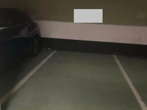 Place de parking en sous-sol à louer - Courbevois / La défense