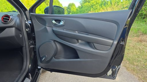 Renault Clio RS 1.6 TCe Turbo 220 EDC6 - Rs 18 – 2018 – 118500 km – Essence – Boîte Automatique — photo 50