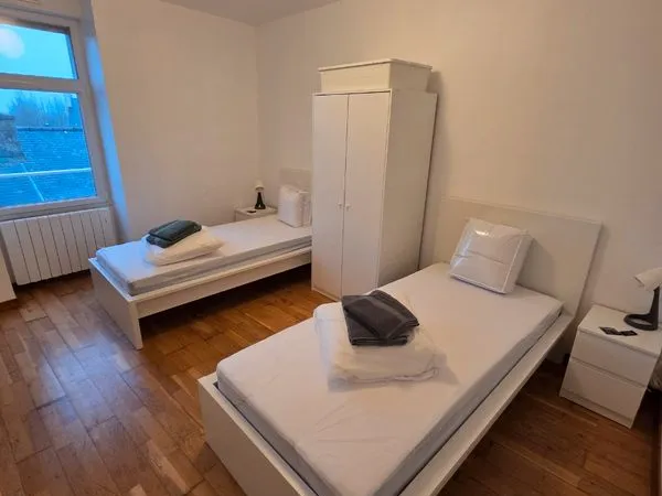 À louer au 22 août 2026 chambre dans colocation centre Cléder 450 euros CC