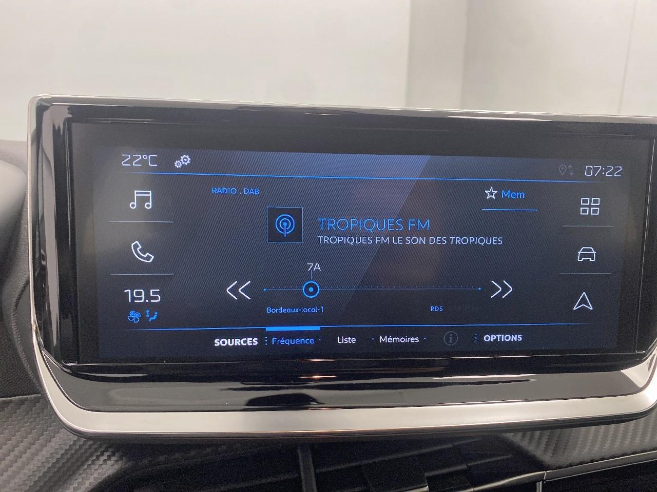 Peugeot 2008 100 s&s bvm6 style — photo 13