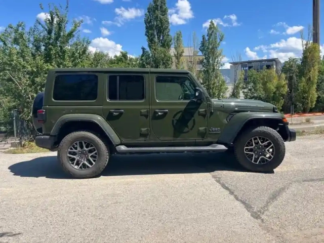 Jeep Wrangler unlimited 2.0 t 380ch 4xe 80th anniversary command-trac — photo 4