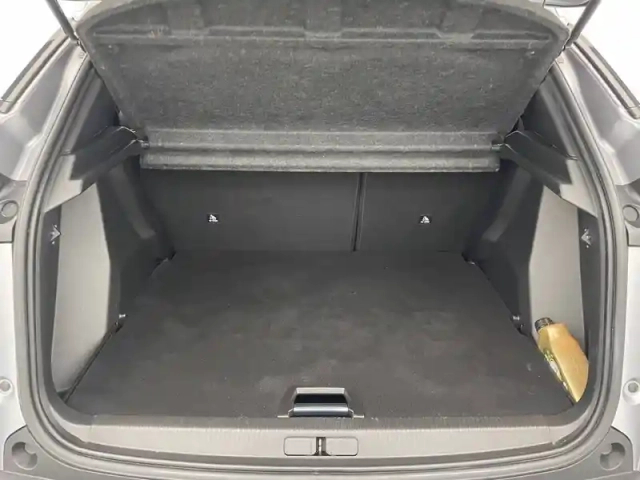 Peugeot 2008 puretech 100 s&amp;s bvm6 — photo 13