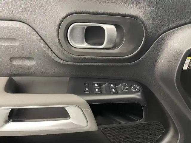 Citroën C5 Aircross hybride rechargeable 225 s&amp;s e-eat8 — photo 173