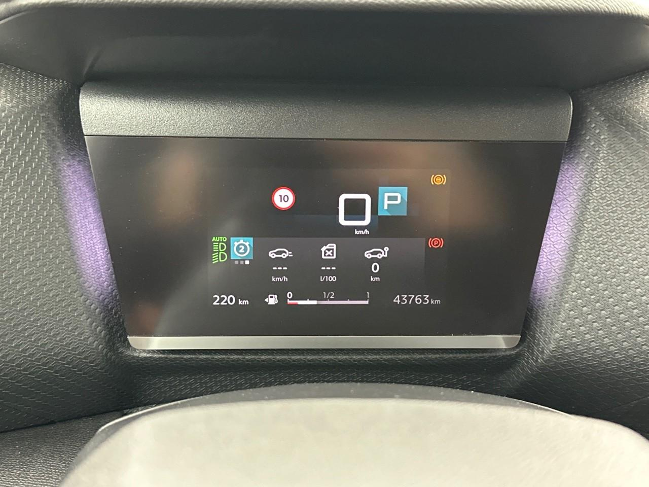 Citroën C4 puretech 130 s&s eat8 shine pack — photo 21