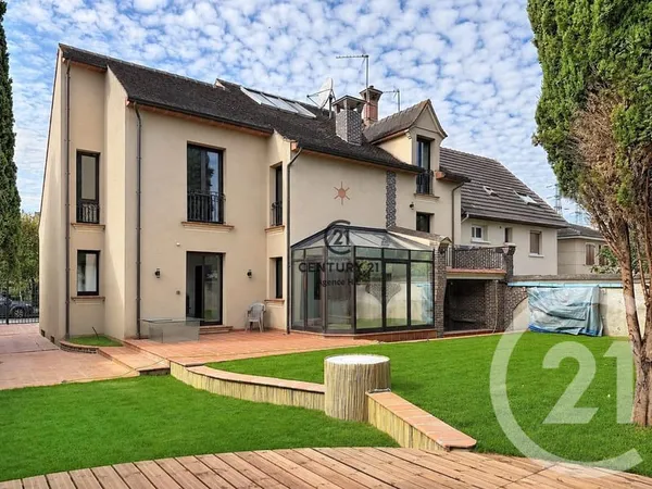 Maison 9 pièces 200 m²