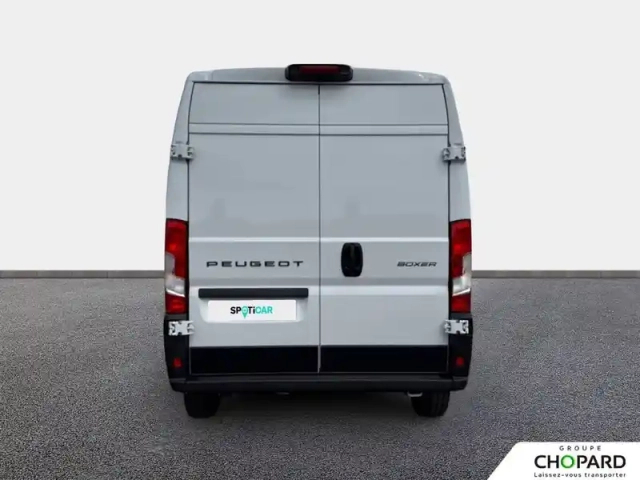 Peugeot Boxer fgn diesel 140 ch l2h2 3.5 t aut. — photo 6