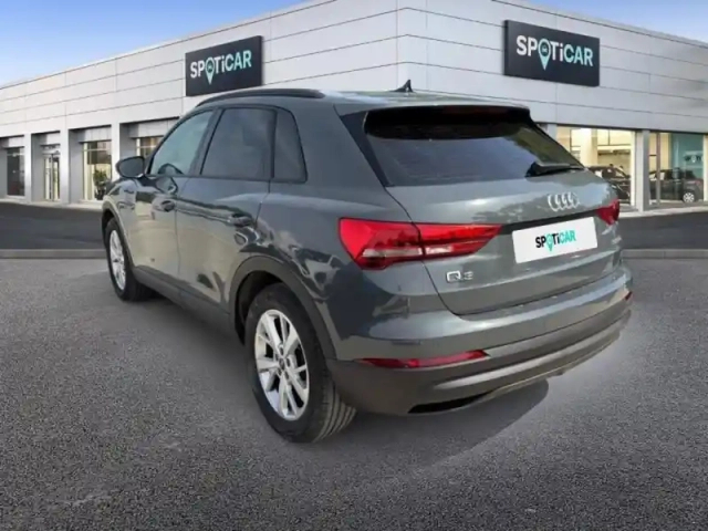 Audi Q3 35 tdi 150ch design s tronic 7 — photo 6