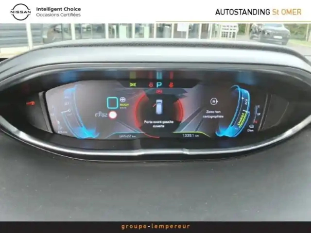Peugeot 3008 hybrid4 300ch gt e-eat8 11cv — photo 13