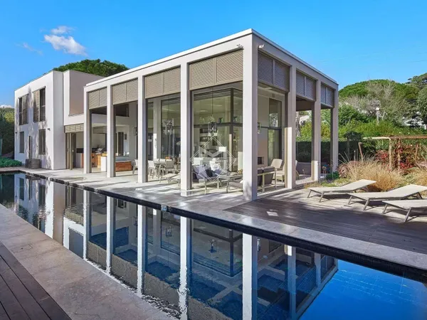 Maison 5 pièces 200 m²