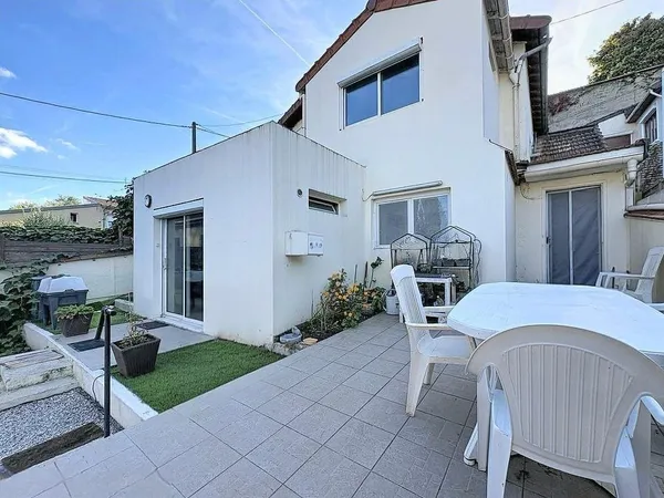 Maison proche bords de Marne