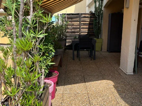 T2 avec une terrasse de 40 m2