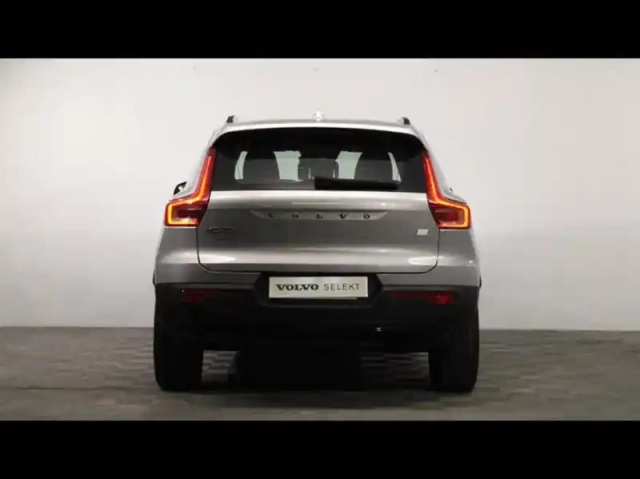 Volvo Xc40 t4 recharge 129 + 82ch plus dct 7 — photo 5