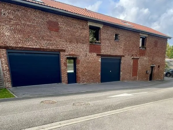Local commercial 3 pièces 94 m²