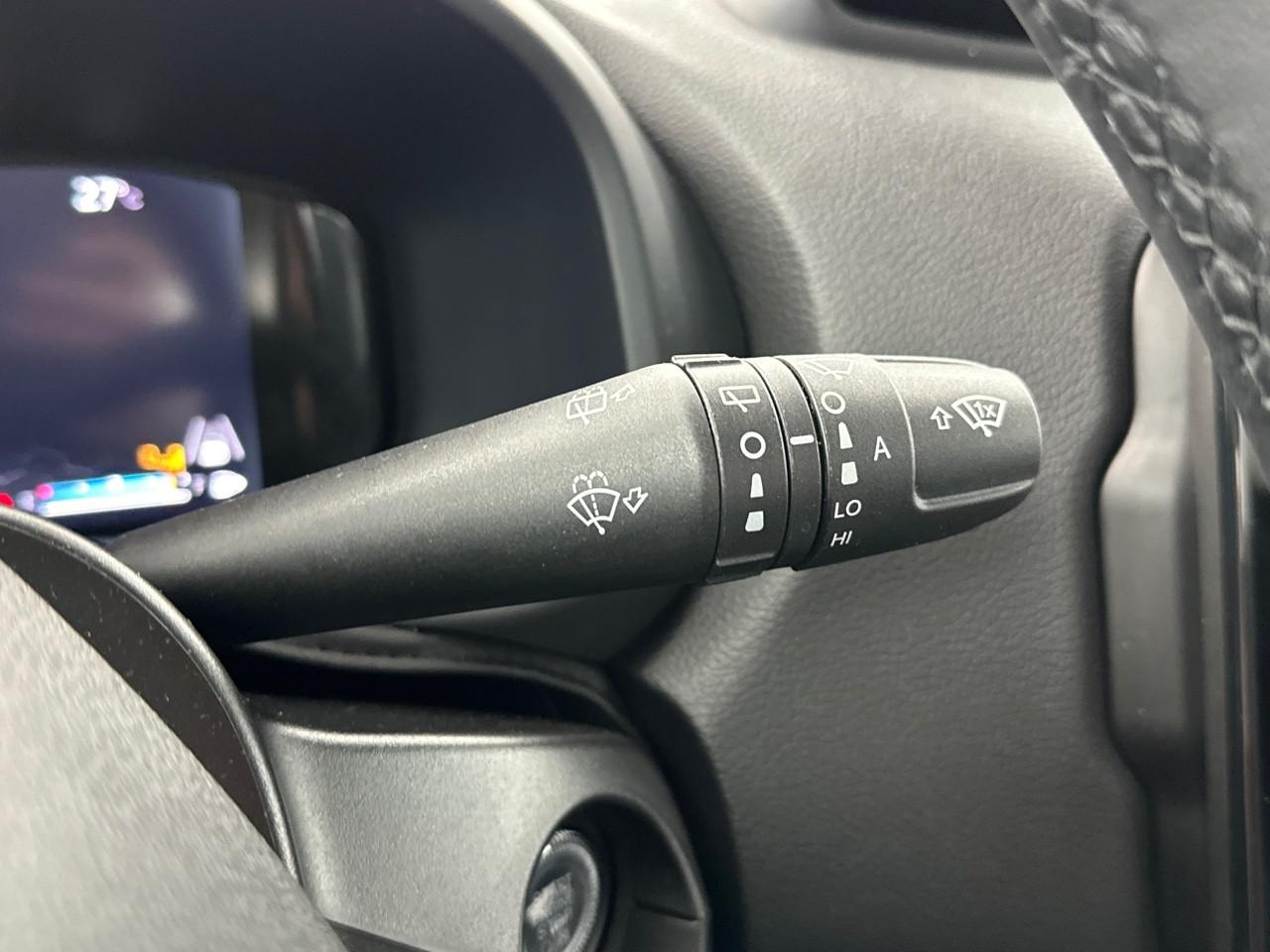 Jeep Renegade 1.5 turbo t4 130 ch bvr7 e-hybrid summit — photo 18
