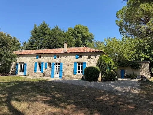 Maison 7 pièces 242 m²