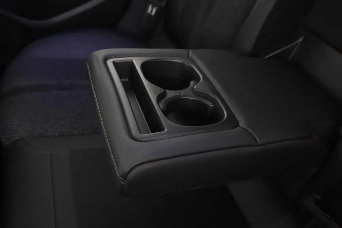 Peugeot 308 SW 1.5 Blue-HDi GT EAT8 — photo 15
