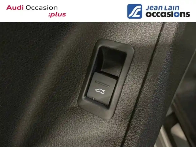 Audi Q3 35 tfsi 150 ch s tronic 7 — photo 10