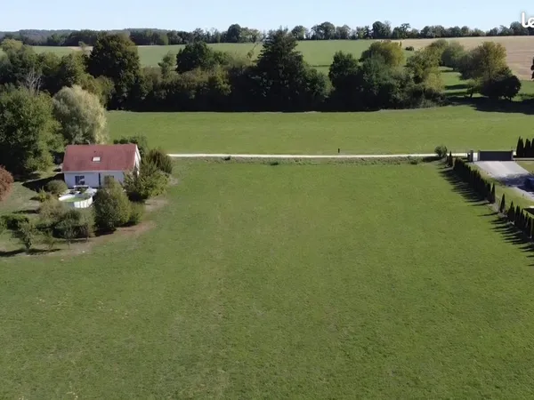 Terrain 6357 m² Blussangeaux