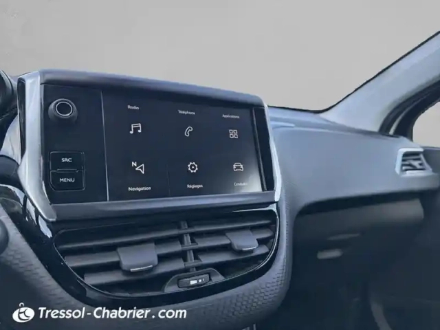 Peugeot 2008 puretech 82ch s&amp;s bvm5 signature — photo 15