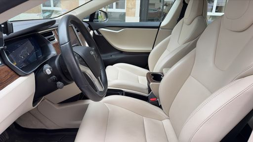 Tesla Model S AWD 100 kWh Dual Motor - Long Range – 2018 – 85187 km – Électrique – Boîte Automatique — photo 30