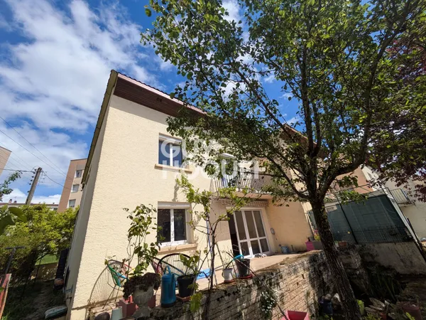 Maison à vendre de 5 pièces de 106 m²