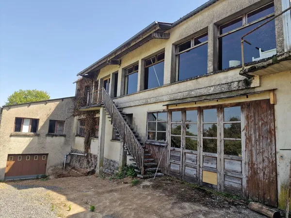 Vente murs pro à Saint-pierre-de-trivisy