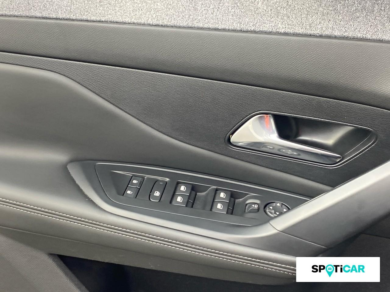 Peugeot 308 phev 180ch allure pack e-eat8 — photo 19