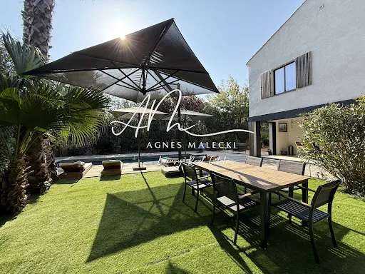 Propriété 5 pièces 142 m²