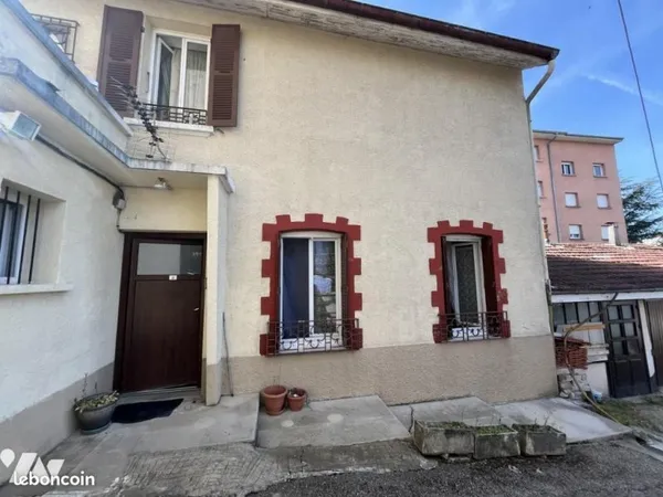 Maison 86 m² OYONNAX