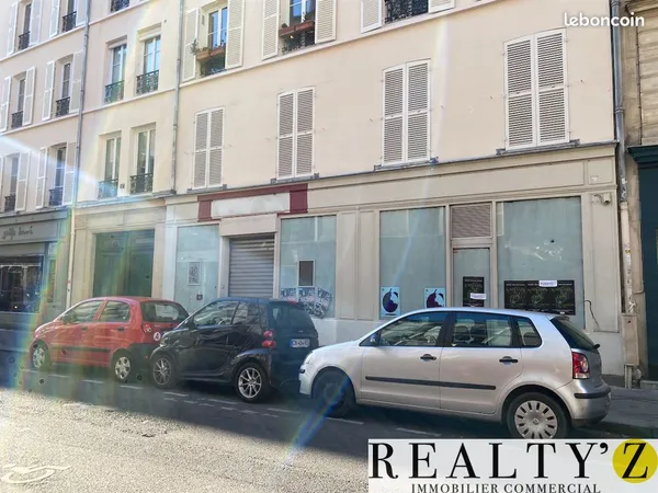Local commercial 192 m²