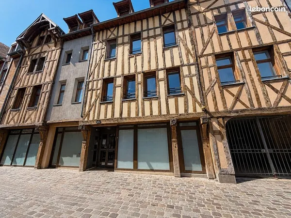 Appartement 6 pièces 86 m²