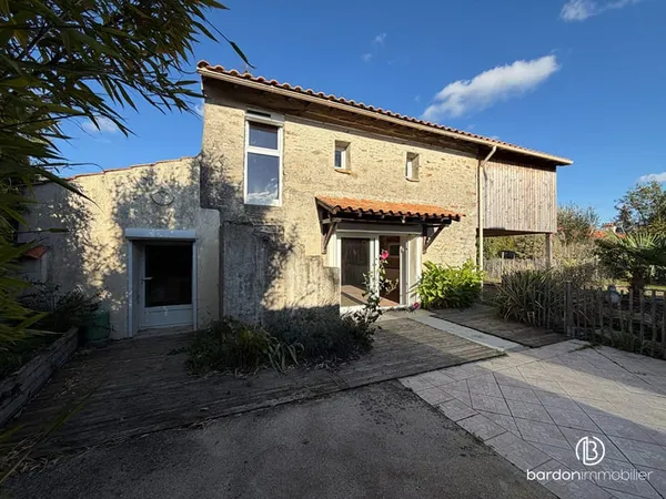 Maison 6 pièces - 97 m² - Au calme