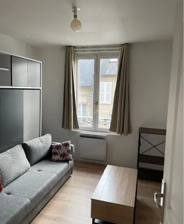 Studio 25m2 Pierrefonds centre