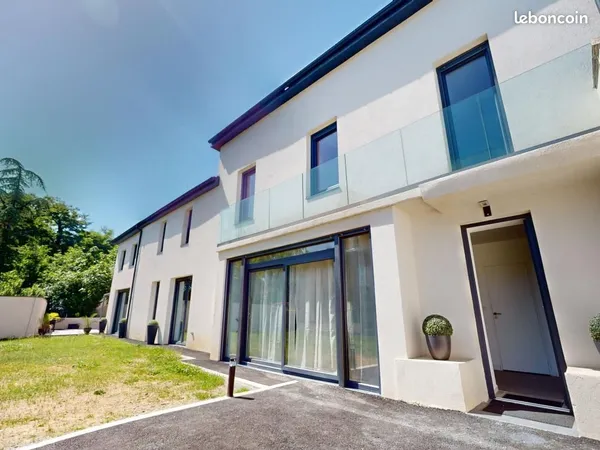 Maison 5 pièces 187 m²