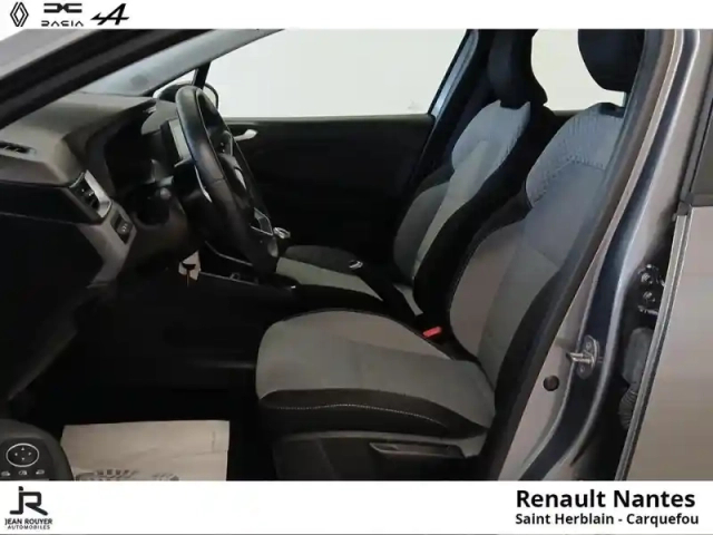Renault Clio 1.0 tce 90ch evolution — photo 26