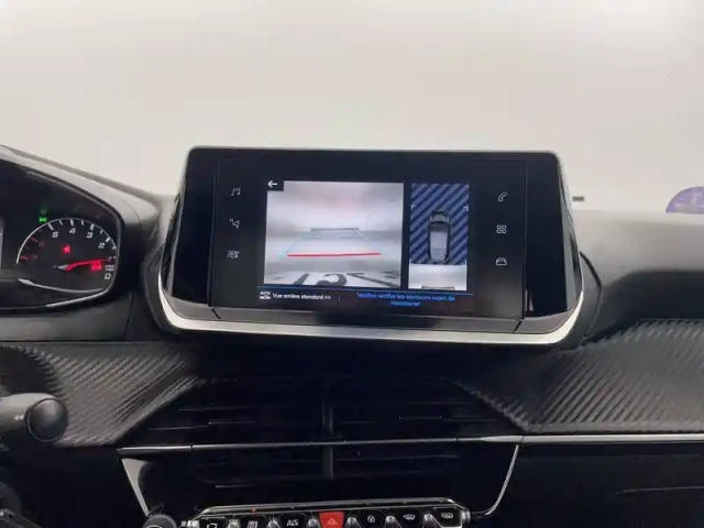 Peugeot 208 puretech 100 s&amp;s eat8 — photo 64