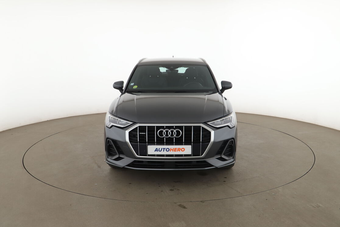 Audi Q3 35 TDI S Line Quattro — photo 8