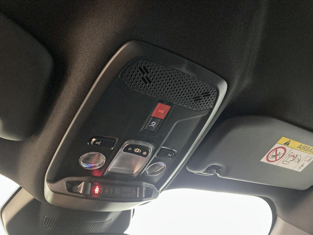 Peugeot 2008 hybrid 145 ch e-dcs6 allure — photo 19