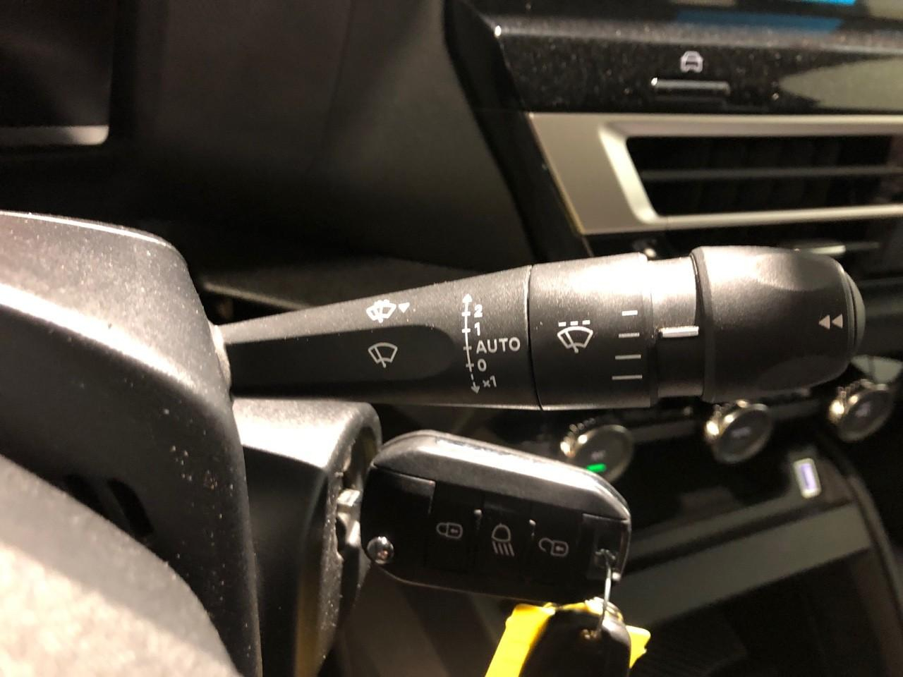 Citroën C4 bluehdi 130 eat8 plus — photo 19