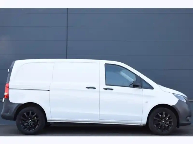 Mercedes Vito 114 cdi 4x4 fourgon compact — photo 16