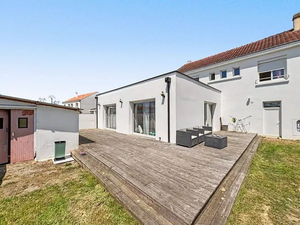 Maison 8 pièces 173 m²