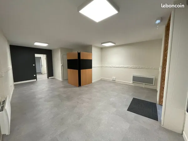 Local professionnel 57 m² - Bureau / Cabinet - Nevers