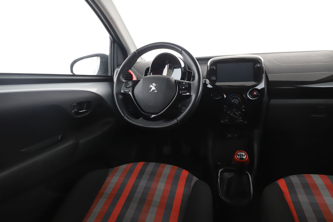 Peugeot 108 1.0 VTi Collection — photo 12