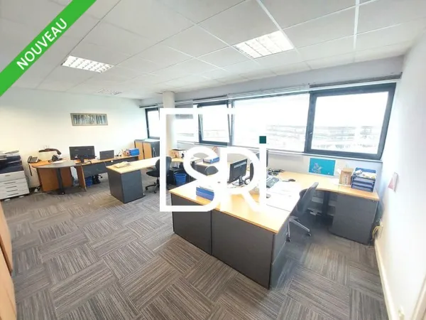 Local professionnel 68 m²