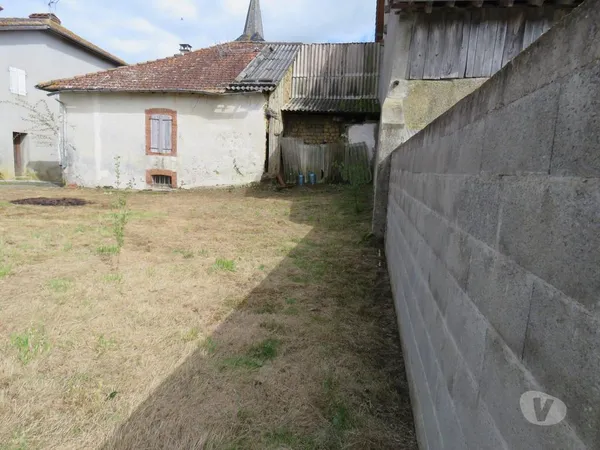 MAISON DE VILLAGE