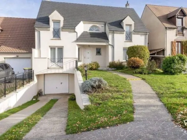 Maison 6 pièces 150 m²