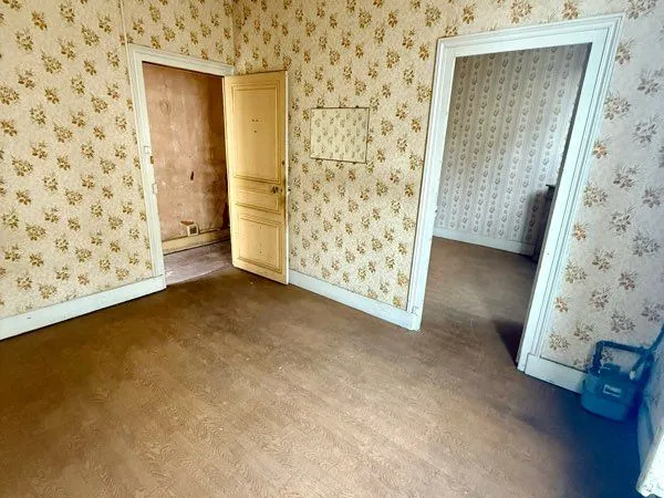 Appartement à rénover 115m2 - CHALON SUR SAÔNE