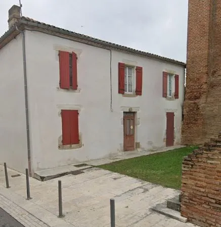 Maison . 4 pièces . 105m2